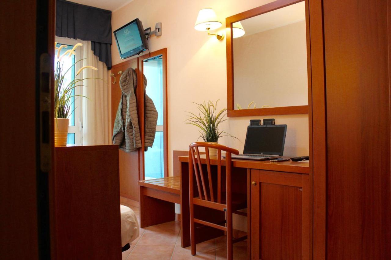 Hotel Jole تْشيزيناتيكو المظهر الخارجي الصورة