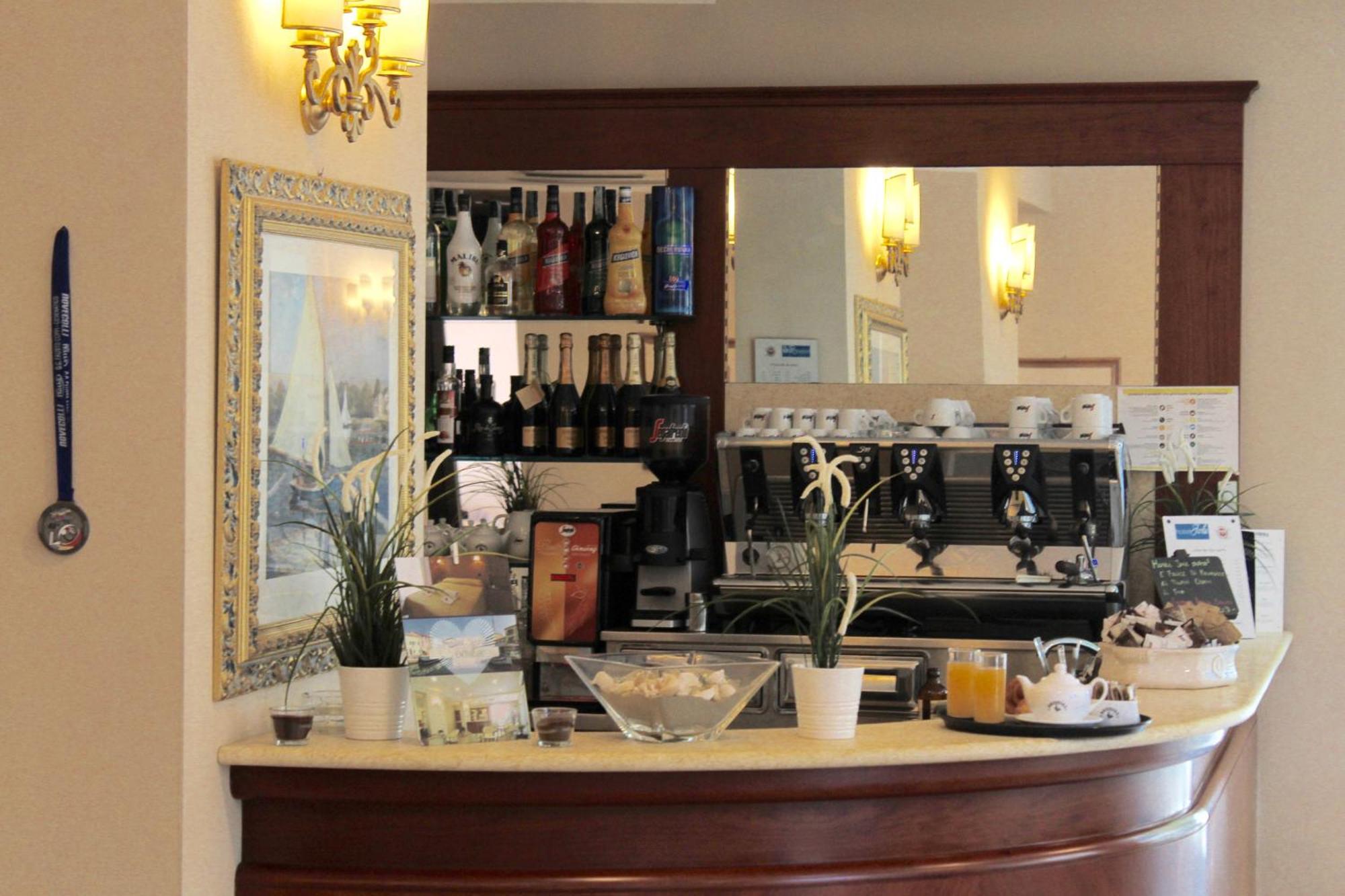 Hotel Jole تْشيزيناتيكو المظهر الخارجي الصورة