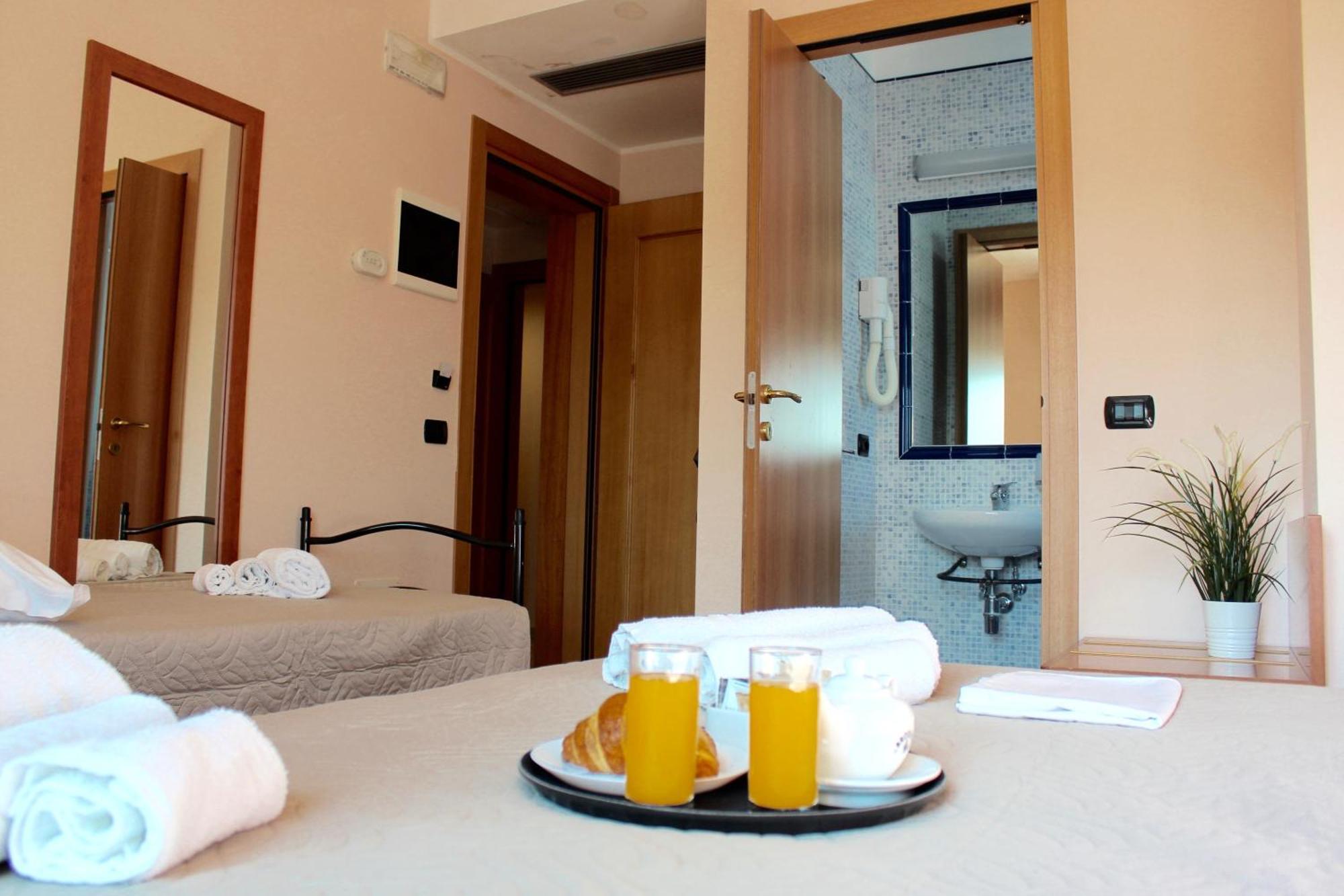 Hotel Jole تْشيزيناتيكو المظهر الخارجي الصورة