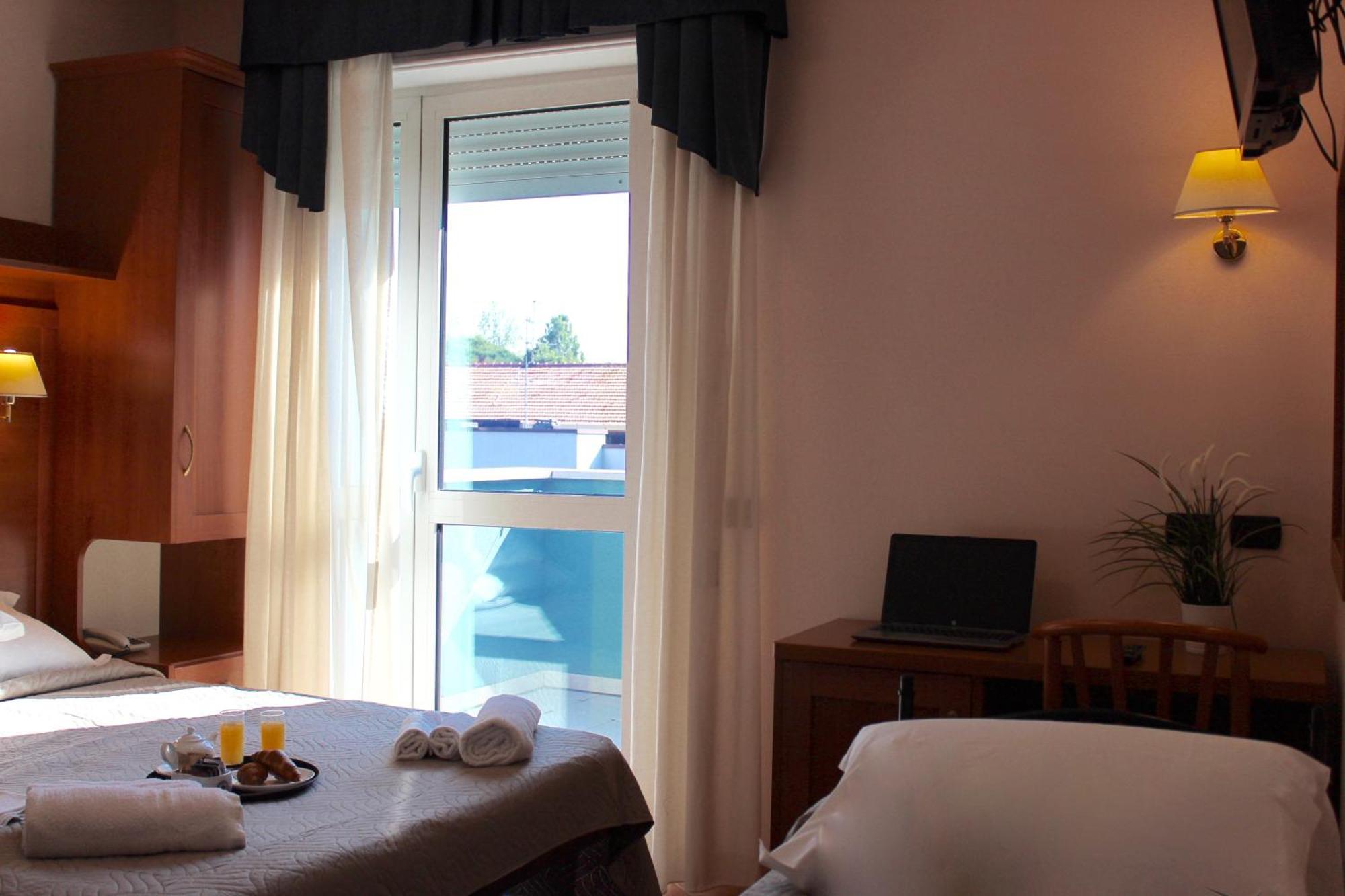 Hotel Jole تْشيزيناتيكو المظهر الخارجي الصورة