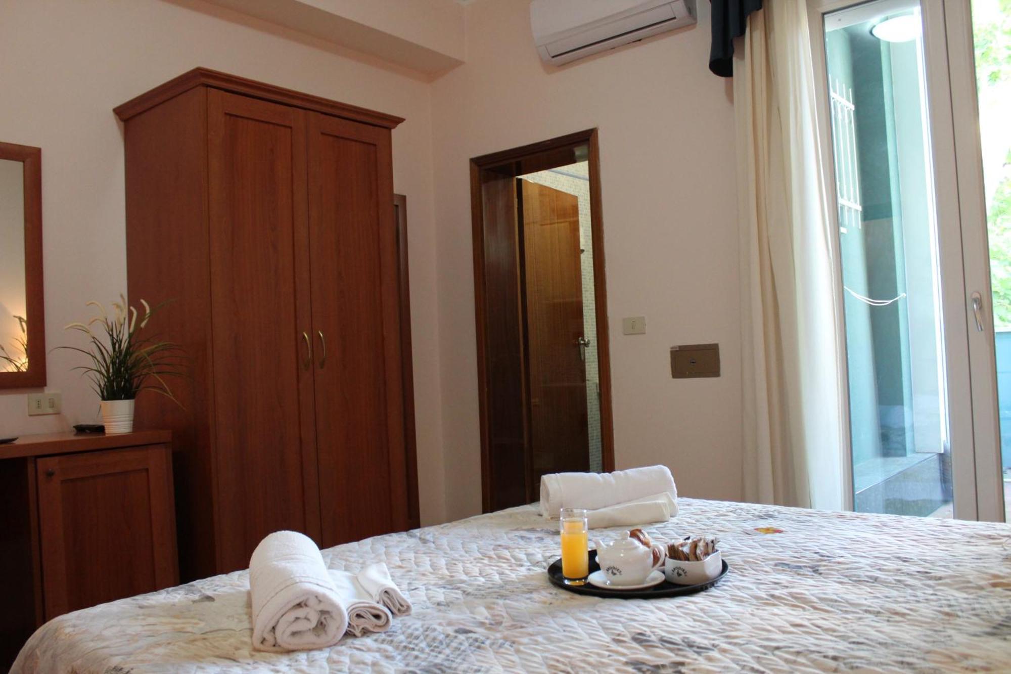 Hotel Jole تْشيزيناتيكو المظهر الخارجي الصورة