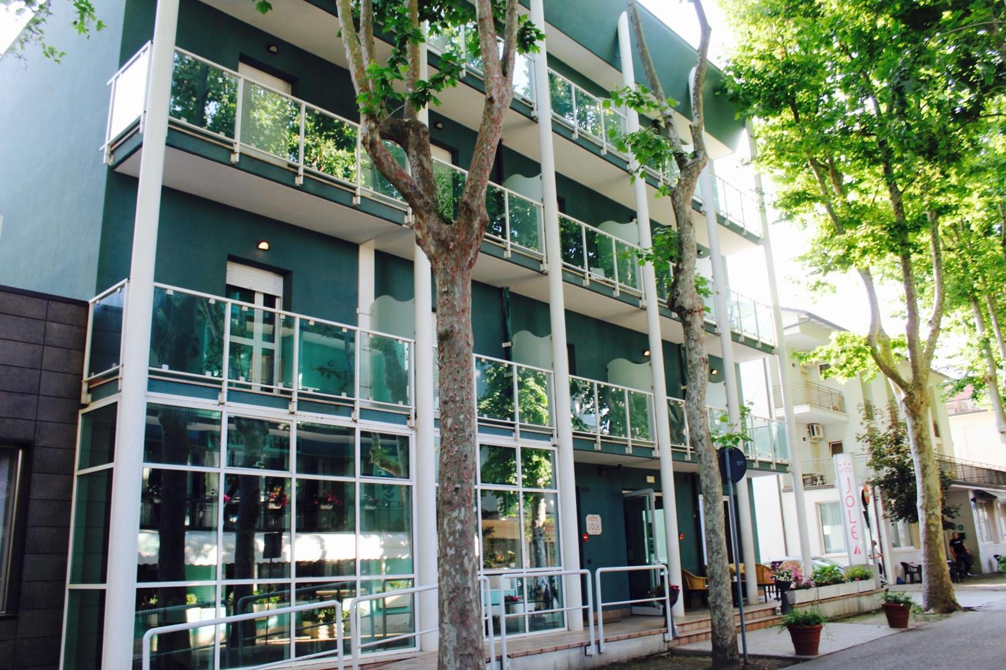 Hotel Jole تْشيزيناتيكو المظهر الخارجي الصورة