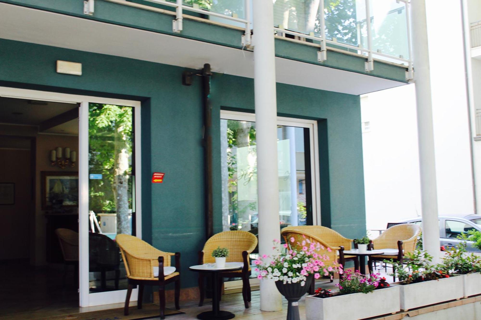 Hotel Jole تْشيزيناتيكو المظهر الخارجي الصورة